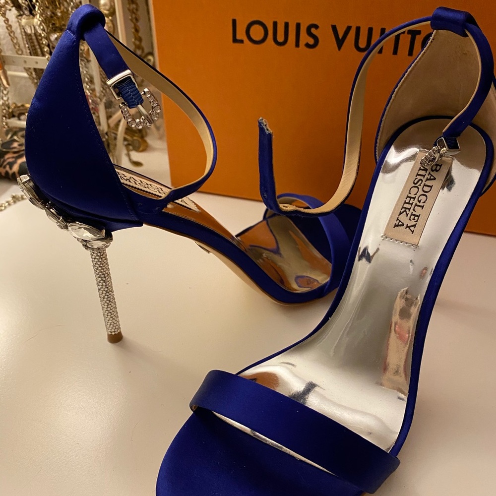 badgley mischka heels